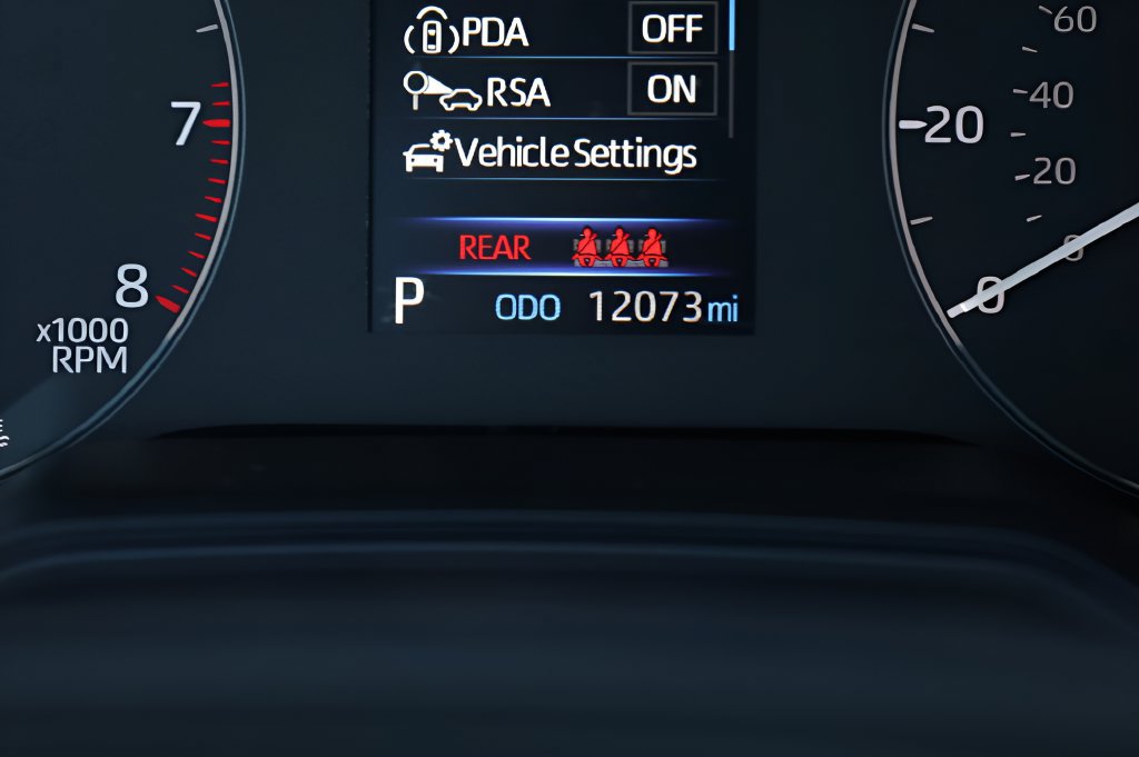 Certified 2024 Toyota Corolla LE FWD image 32
