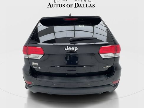Used 2018 Jeep Grand Cherokee Laredo AWD/4WD image 9
