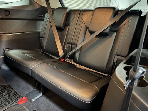 Used 2019 Volkswagen Atlas SE w/ Panoramic Sunroof Package image 35