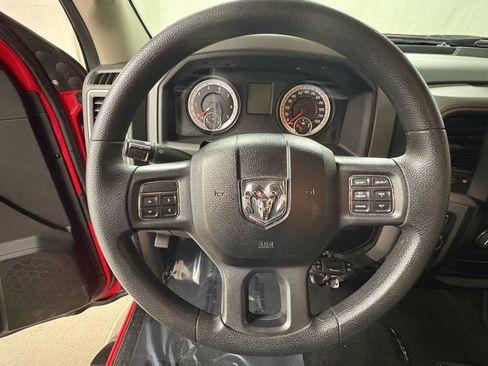 Used 2014 RAM 1500 Express image 21