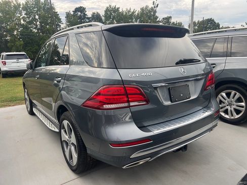 Used 2019 Mercedes-Benz GLE 400 4MATIC image 5