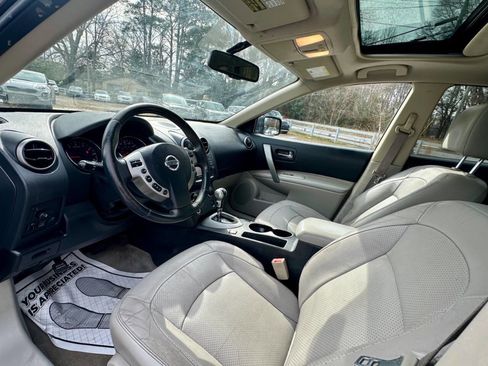 Used 2011 Nissan Rogue SV w/ SL Pkg image 9