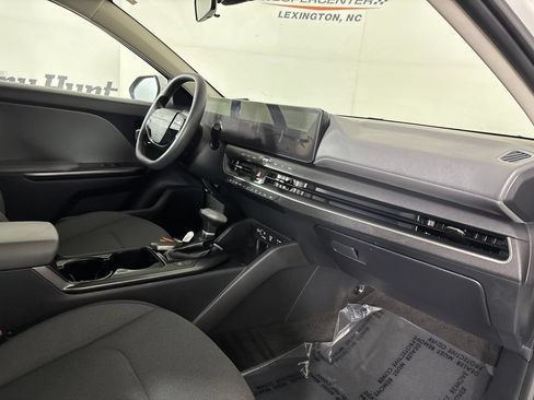 Used 2025 Kia K4 FWD image 30