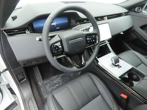 Certified 2025 Land Rover Range Rover Evoque S image 9