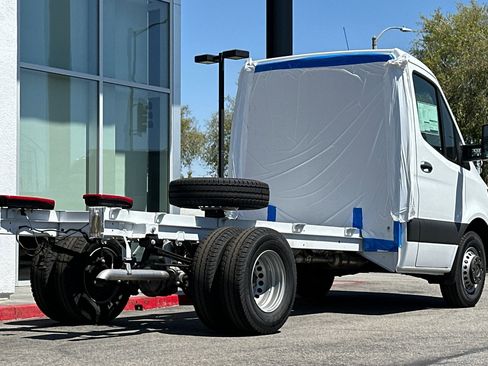 New 2024 Mercedes-Benz Sprinter 4500 image 6
