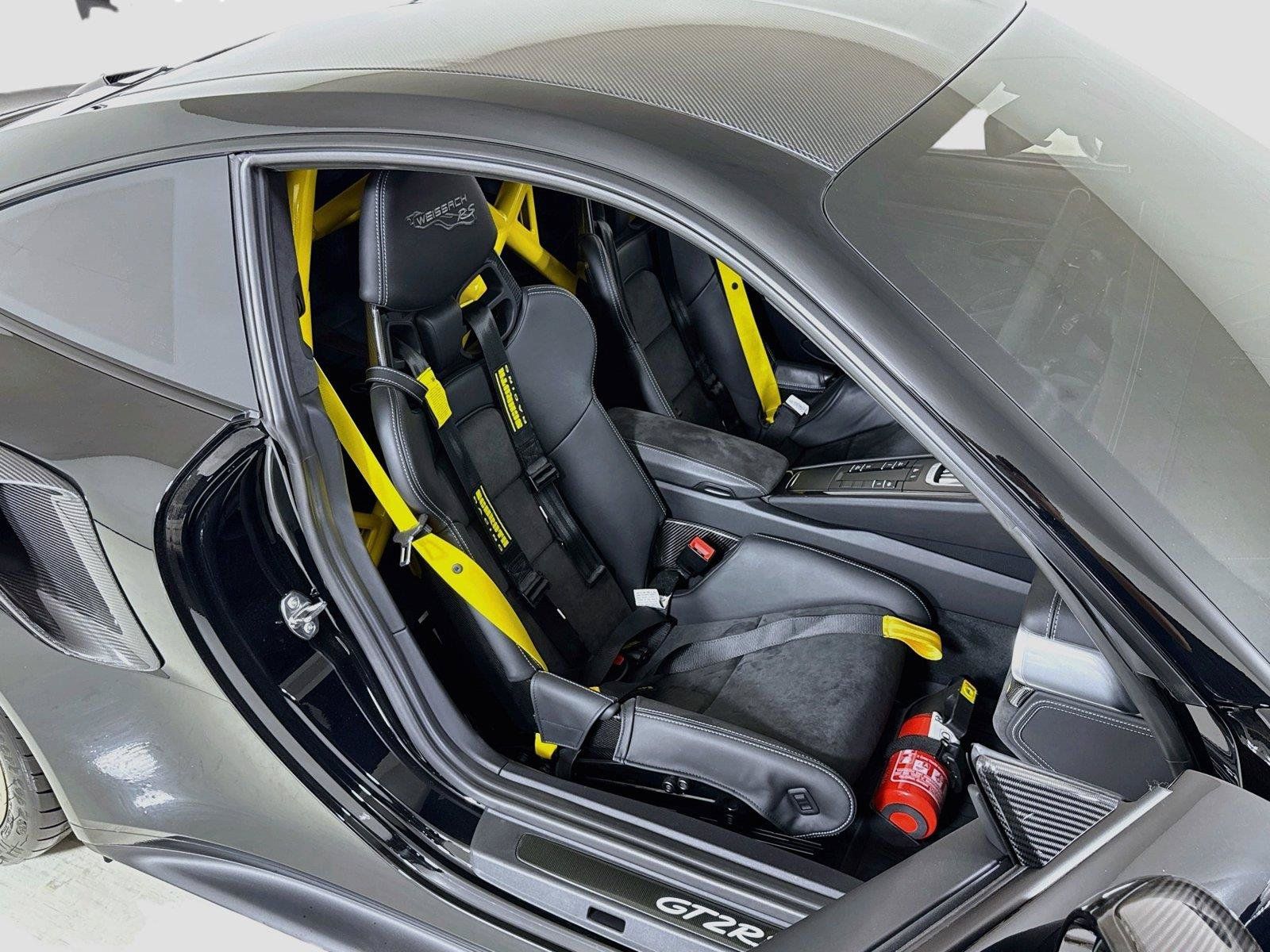 Used 2018 Porsche 911 GT2 RS RWD image 28
