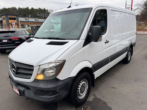 Used 2017 Mercedes-Benz Sprinter 2500 image 4