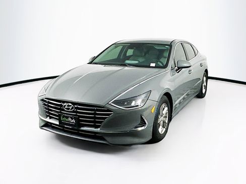 Used 2021 Hyundai Sonata SE w/ Winter Weather Package image 3