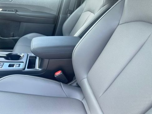 New 2026 Subaru Outback Limited AWD/4WD image 16