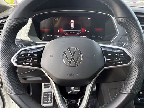 Used 2023 Volkswagen Tiguan SE R-Line FWD image 28