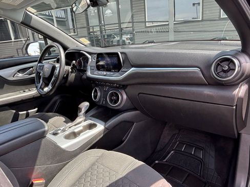 Used 2020 Chevrolet Blazer LT AWD/4WD image 24
