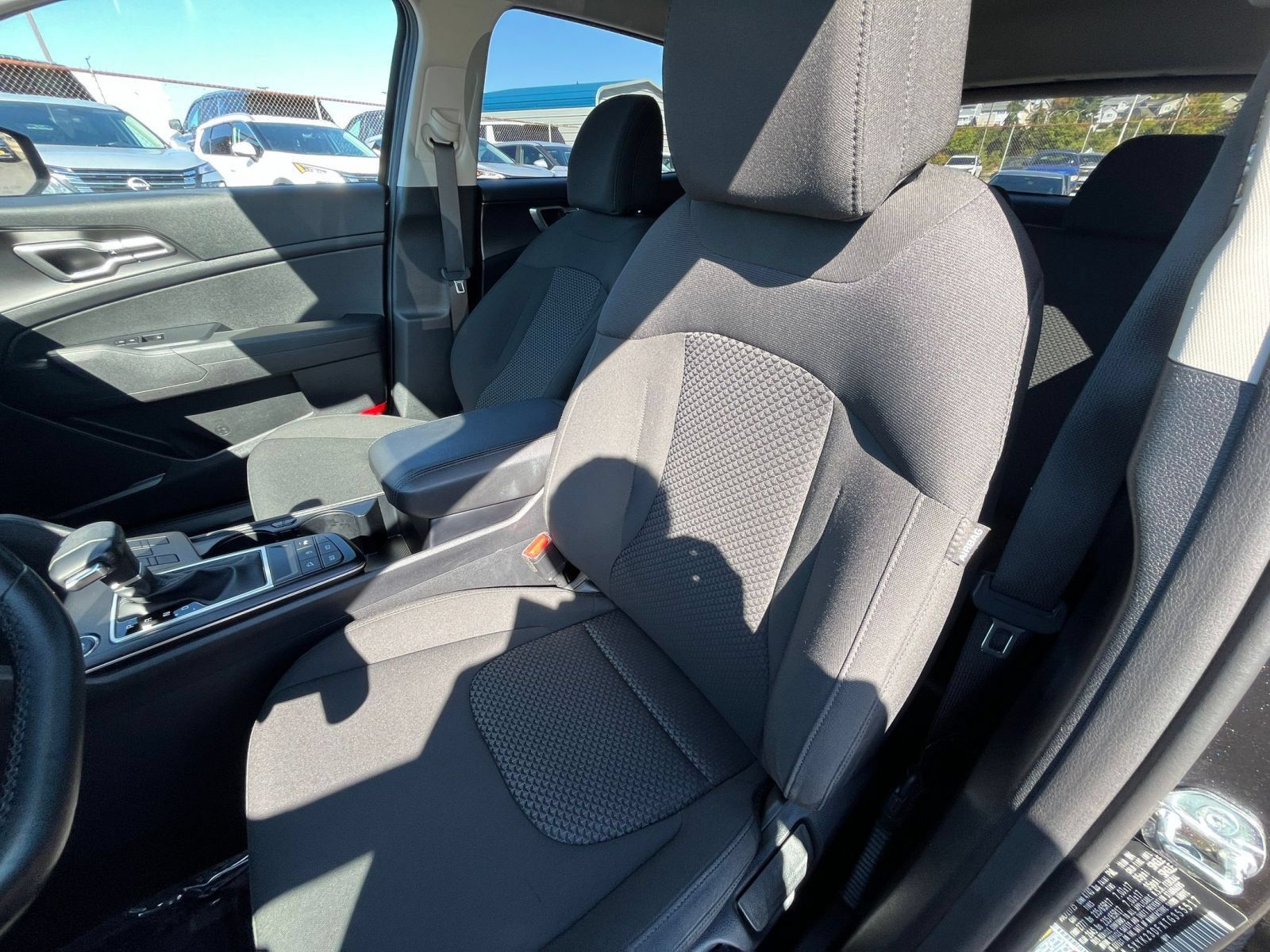 Used 2026 Kia Sportage LX FWD image 36