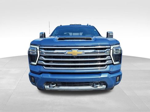 Used 2024 Chevrolet Silverado 3500 High Country w/ High Country Premium Package AWD/4WD image 8