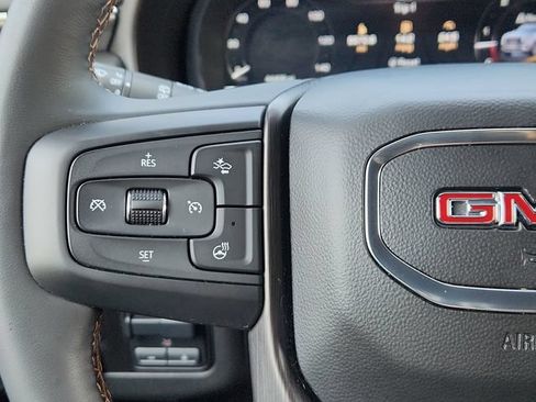 Used 2024 GMC Yukon XL AT4 w/ Technology Package AWD/4WD image 40