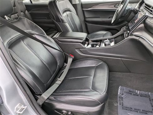 Certified 2021 Jeep Grand Cherokee L Limited image 29