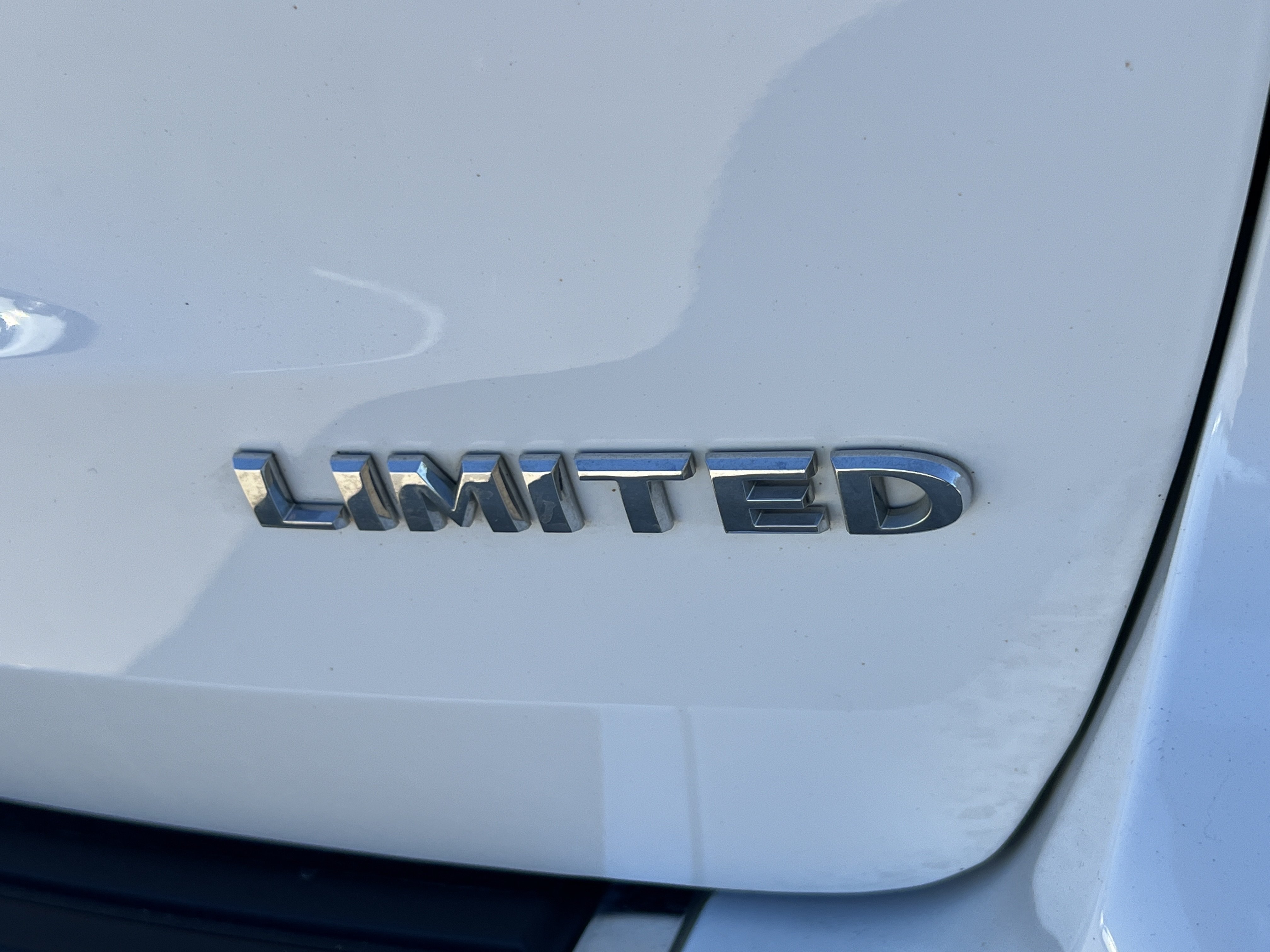 Used 2014 Jeep Grand Cherokee Limited w/ Trailer Tow Group IV RWD image 14