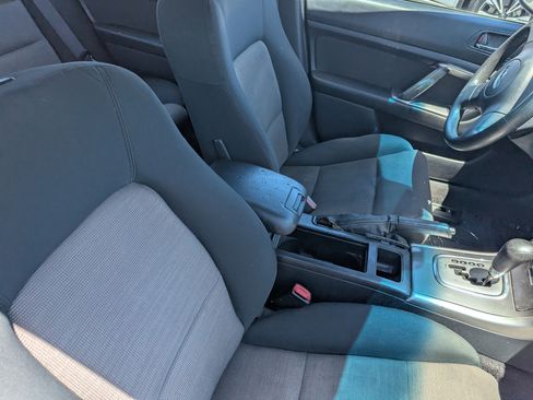 Used 2006 Subaru Legacy 2.5i Limited image 7