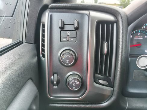Used 2018 Chevrolet Silverado 1500 LT w/ All Star Edition AWD/4WD image 20