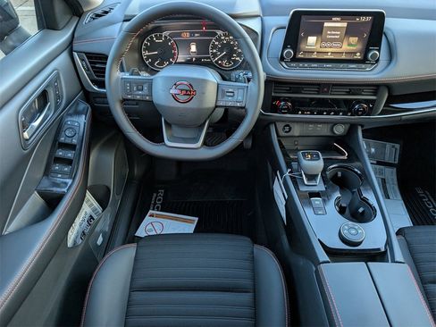 New 2026 Nissan Rogue SV image 9