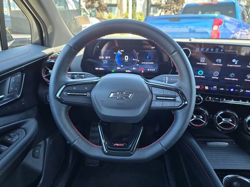 New 2024 Chevrolet Blazer EV RS image 20