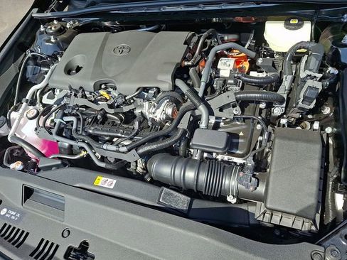 Used 2026 Toyota Camry LE image 30