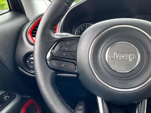 Used 2022 Jeep Renegade Trailhawk w/ Sun/Sound Group AWD/4WD image 19