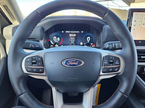 New 2026 Ford Explorer Active w/ Active Comfort Package RWD image 19