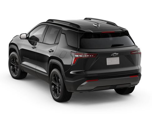 New 2026 Chevrolet Equinox LT FWD image 2
