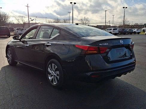 Used 2019 Nissan Altima 2.5 S image 4