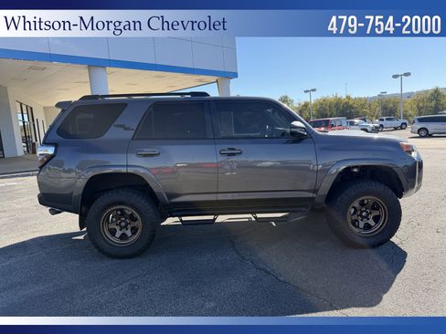 Used 2021 Toyota 4Runner TRD Off-Road Premium w/ Moonroof Package image 4