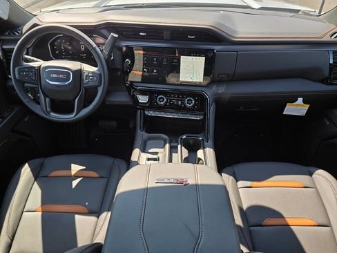 New 2026 GMC Sierra 2500 AT4 w/ AT4 Premium Plus Package AWD/4WD image 17