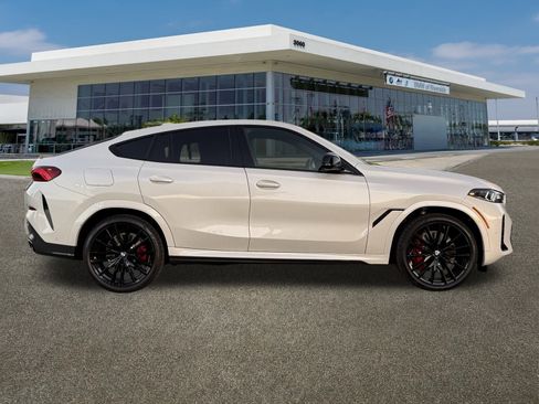 New 2026 BMW X6 M60i image 12