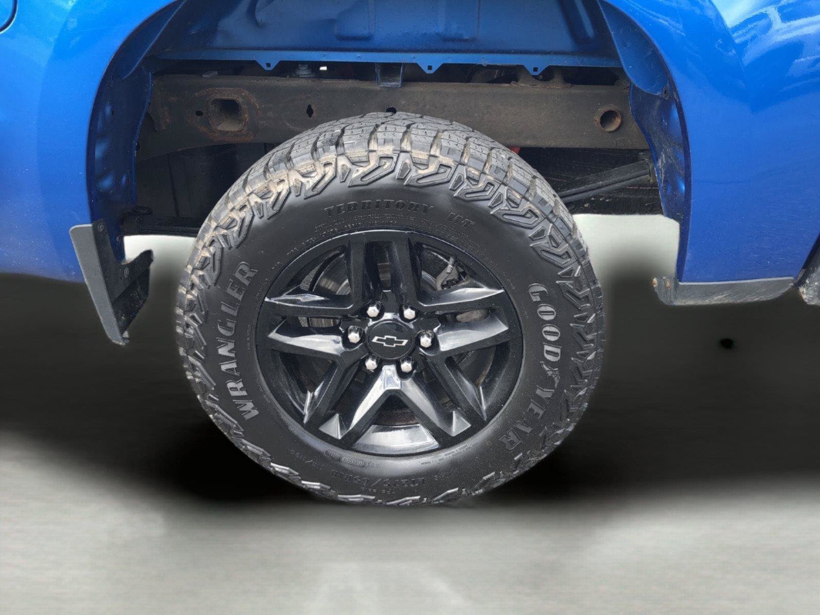 Used 2024 Chevrolet Silverado 1500 Custom Trail Boss AWD/4WD image 11