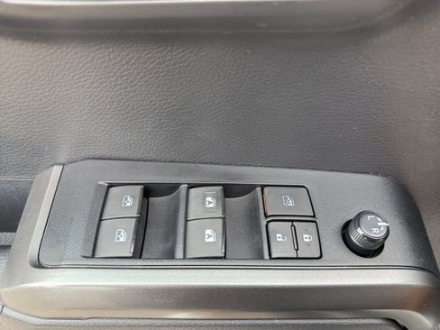 Used 2022 Toyota Tacoma TRD Sport image 24