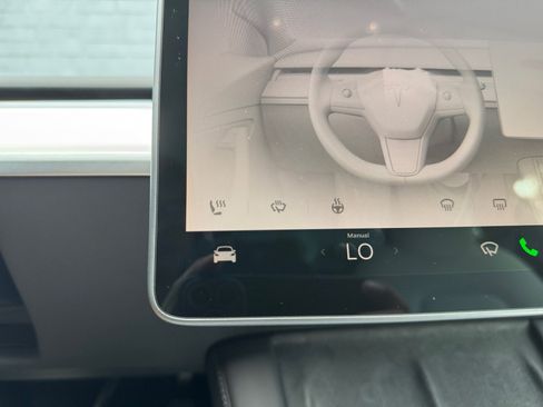 Used 2023 Tesla Model 3 Standard Range RWD image 22