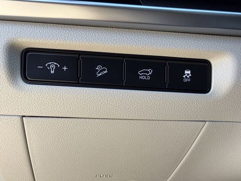 New 2025 Kia Telluride EX w/ EX Captain's Chair Package image 23