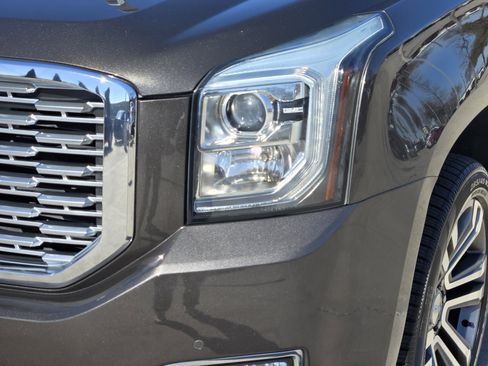 Used 2019 GMC Yukon Denali w/ Denali Ultimate Package image 9