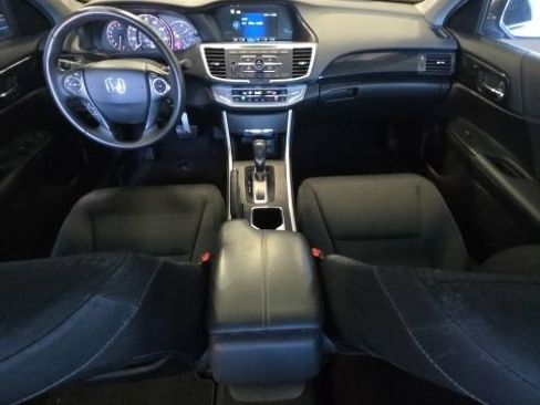 Used 2015 Honda Accord Sport image 14