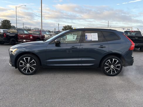 Used 2024 Volvo XC60 B5 Plus image 9