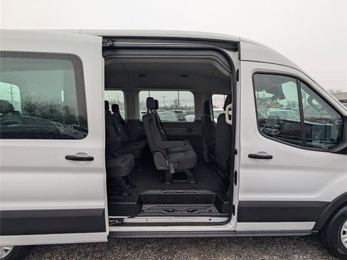 Used 2023 Ford Transit 350 XLT image 11