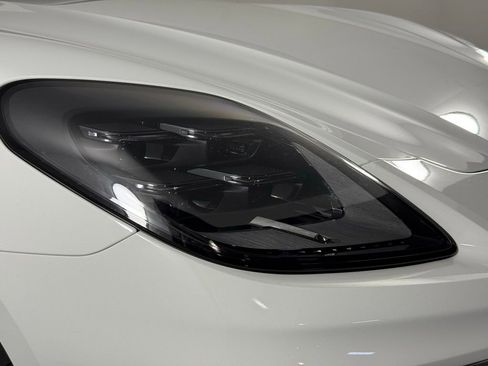 New 2025 Porsche Panamera image 15