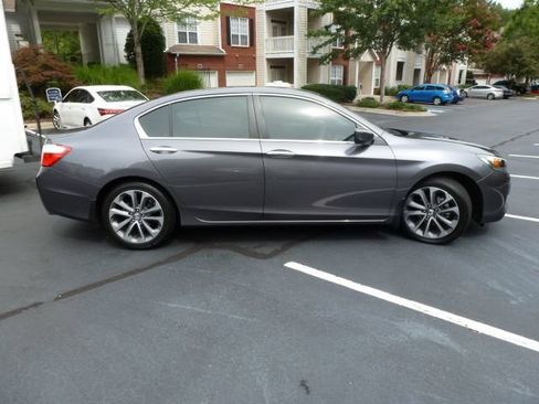 Used 2013 Honda Accord Sport image 7