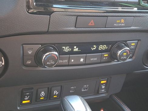 Used 2023 Nissan Frontier PRO-4X w/ Pro Convenience Package image 15