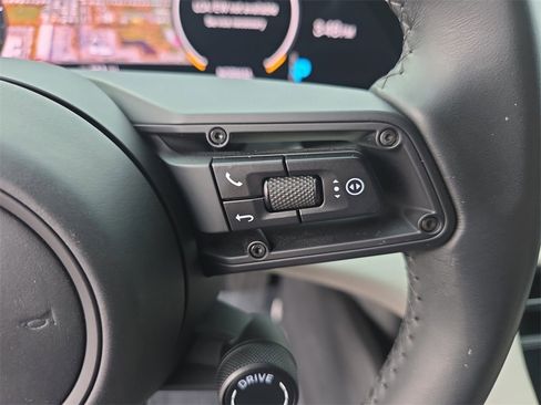 Used 2023 Porsche Taycan 4S image 38