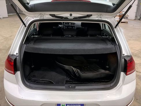 Used 2019 Volkswagen e-Golf SE w/ Driver Assistance Package image 34