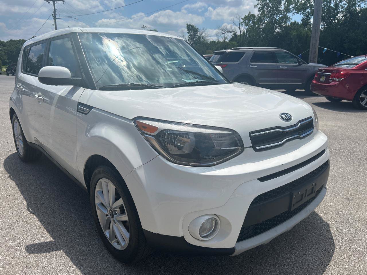 Used 2019 Kia Soul + FWD image 3