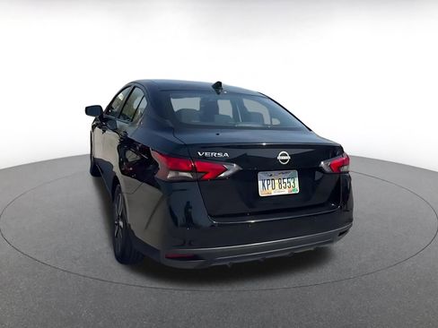 Used 2025 Nissan Versa SV image 11