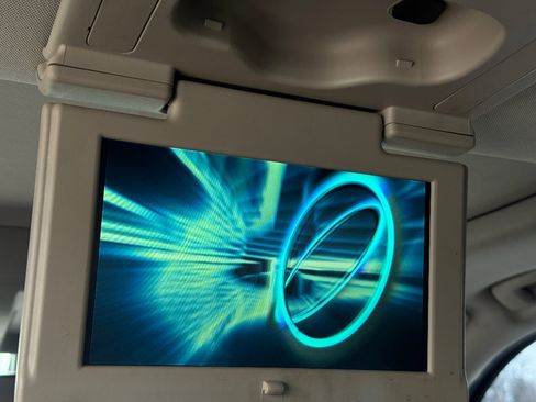 Used 2015 Chevrolet Silverado 3500 High Country w/ Duramax Plus Package image 14