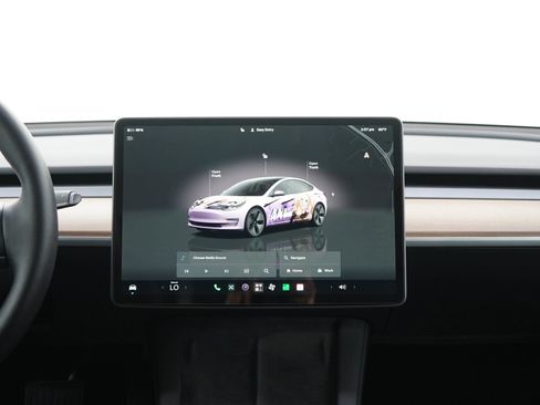 Used 2023 Tesla Model 3 Standard Range RWD image 15