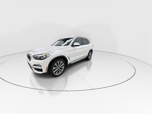 Used 2019 BMW X3 sDrive30i image 5